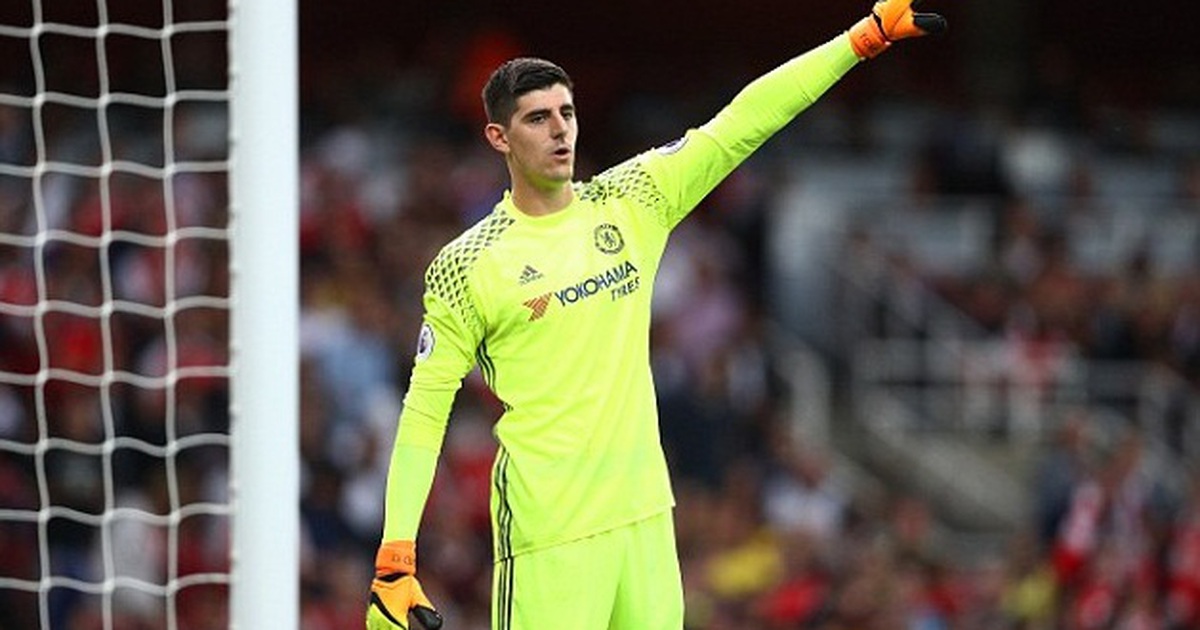 Courtois là thủ môn tệ nhất Premier League
