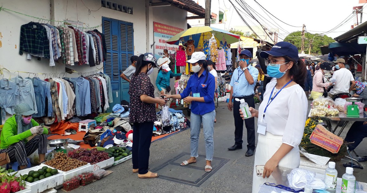 Cách ly xã hội: Đà Nẵng chợ, siêu thị vẫn mở; người dân không nên đổ xô đi mua