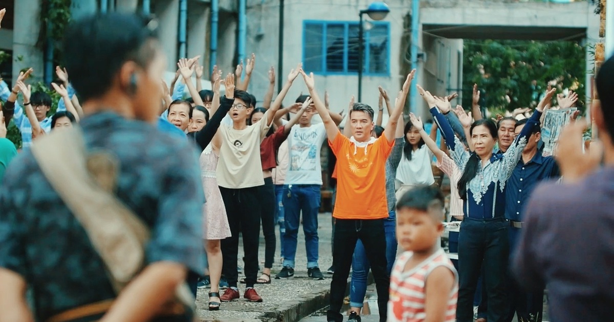 Đàm Vĩnh Hưng, Noo Phước Thịnh, Hòa Minzy... hát về những phận đời vất vả mưu sinh