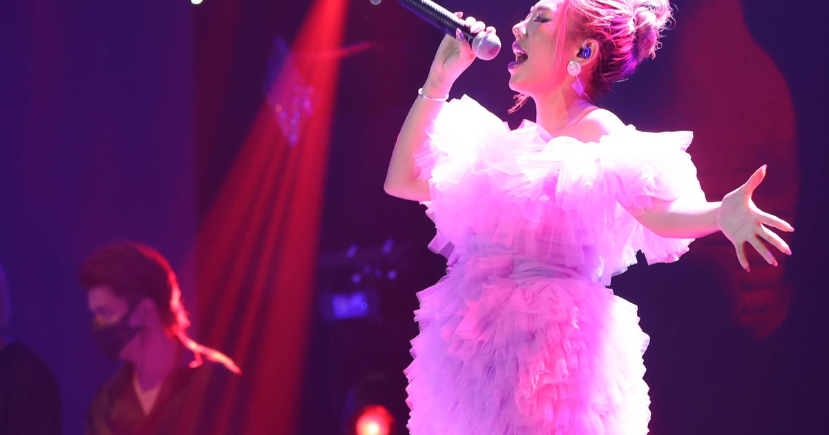 Ai sẽ chinh phục giải thưởng '1 không 2'?