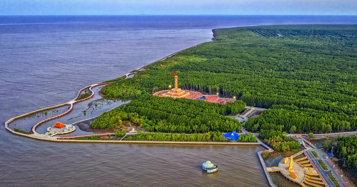 Nhớ những ngày cùng tía má đi 'xổ vuông đổ đụt' ở đất mũi Cà Mau