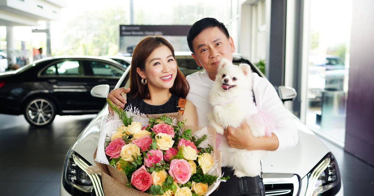 Kiều Linh được ông xã Mai Sơn tặng 'xế hộp’ hơn 5 tỉ đồng