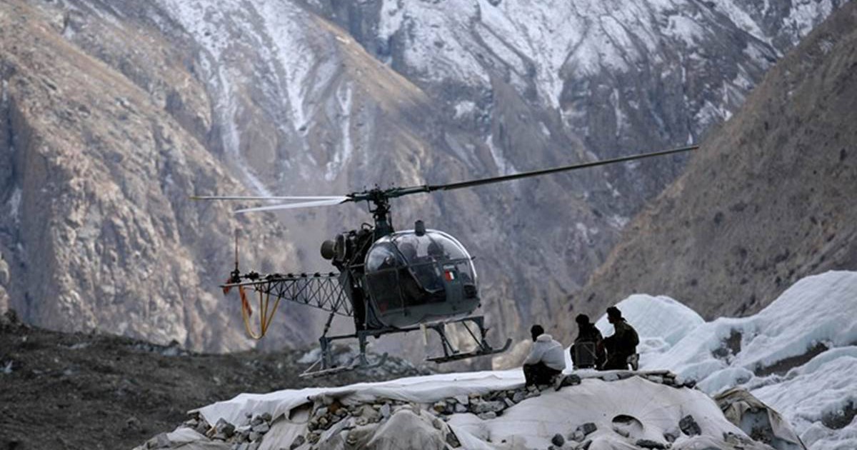 Trực thăng Ấn Độ rơi gần biên giới tranh chấp với Trung Quốc