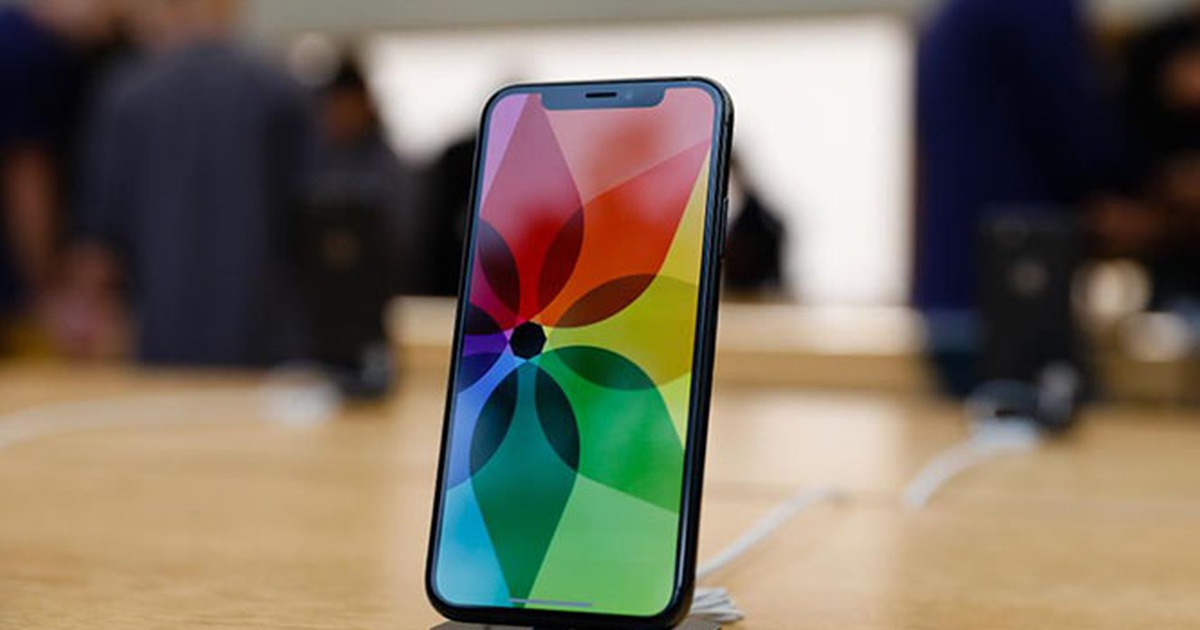 Đâu là công nghệ gây tranh cãi nhất trên iPhone X?