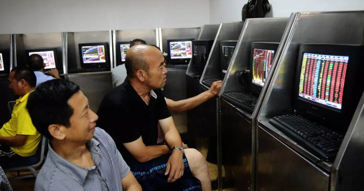 Người dân tại Trung Quốc bị ép chuyển đổi bộ phát Wi-Fi