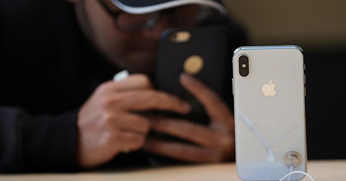 iPhone 2019 sẽ có phiên bản trang bị 3 camera phía sau