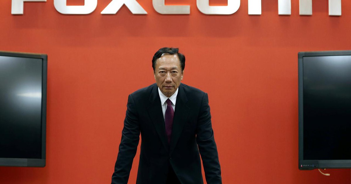 Nhà sáng lập Foxconn 'nhường sân khấu' sau 45 năm cống hiến
