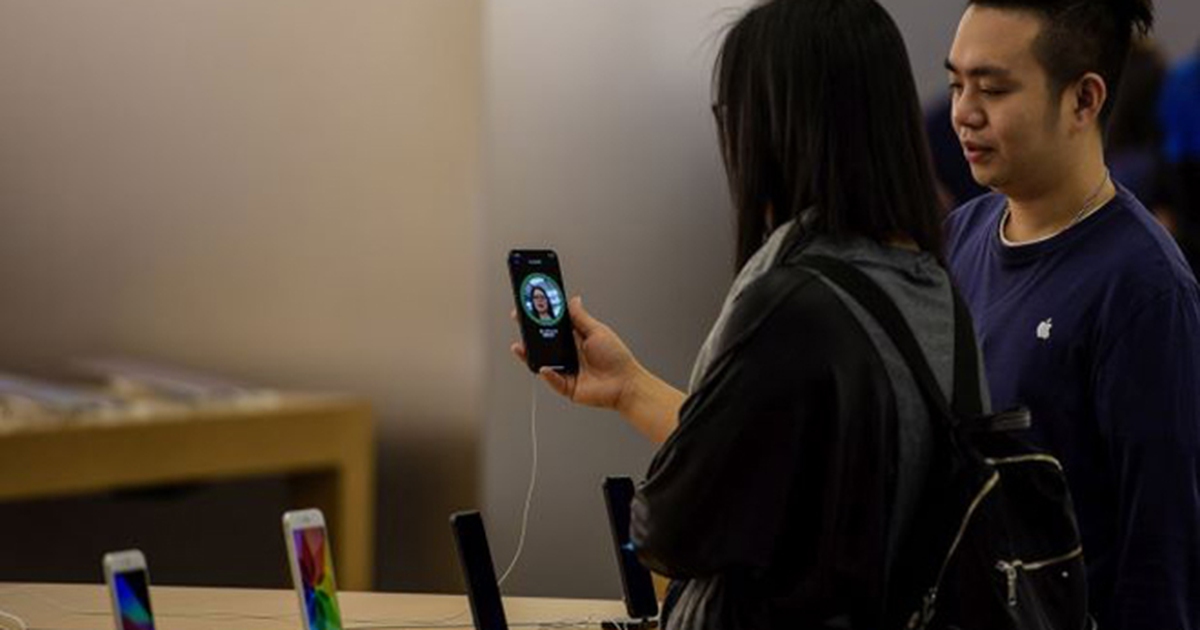 iPhone 2020 sẽ dùng cụm tai thỏ nhỏ hơn