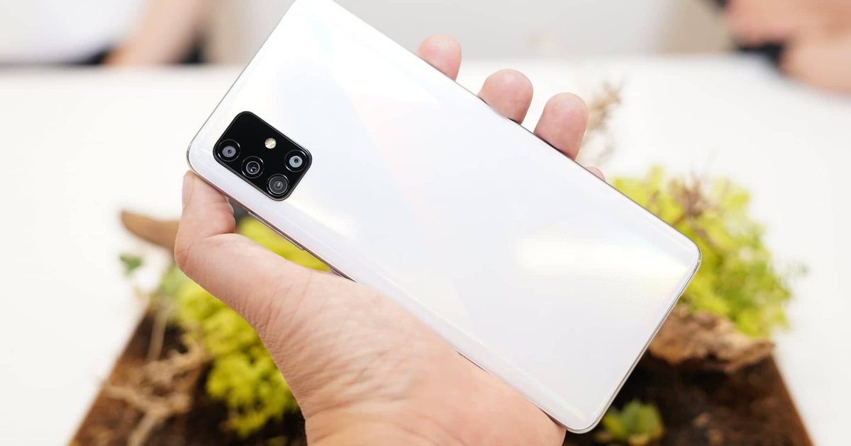 Ra mắt smartphone Galaxy A51 trang bị camera macro đầu tiên thế giới