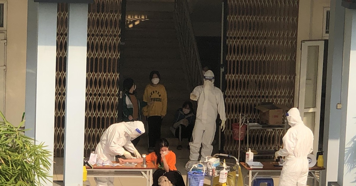 21 người dân Lào Cai mắc Covid-19 không rõ nguồn lây