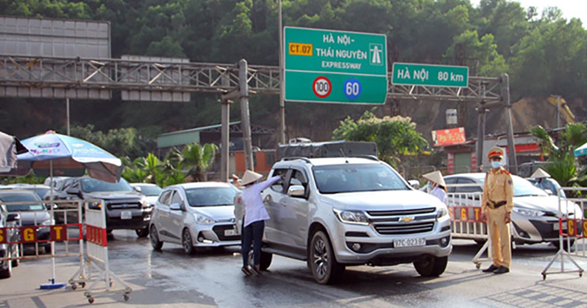 Thái Nguyên dừng dịch vụ massage, karaoke, yêu cầu cưới hỏi trong nội bộ gia đình phòng Covid-19