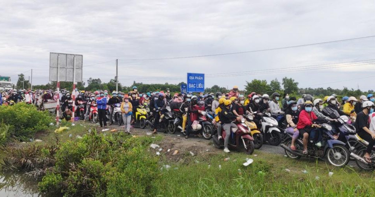 Bạc Liêu: Ghi nhận 20 trường hợp nhiễm Covid-19 là người đi xe máy về quê từ vùng dịch