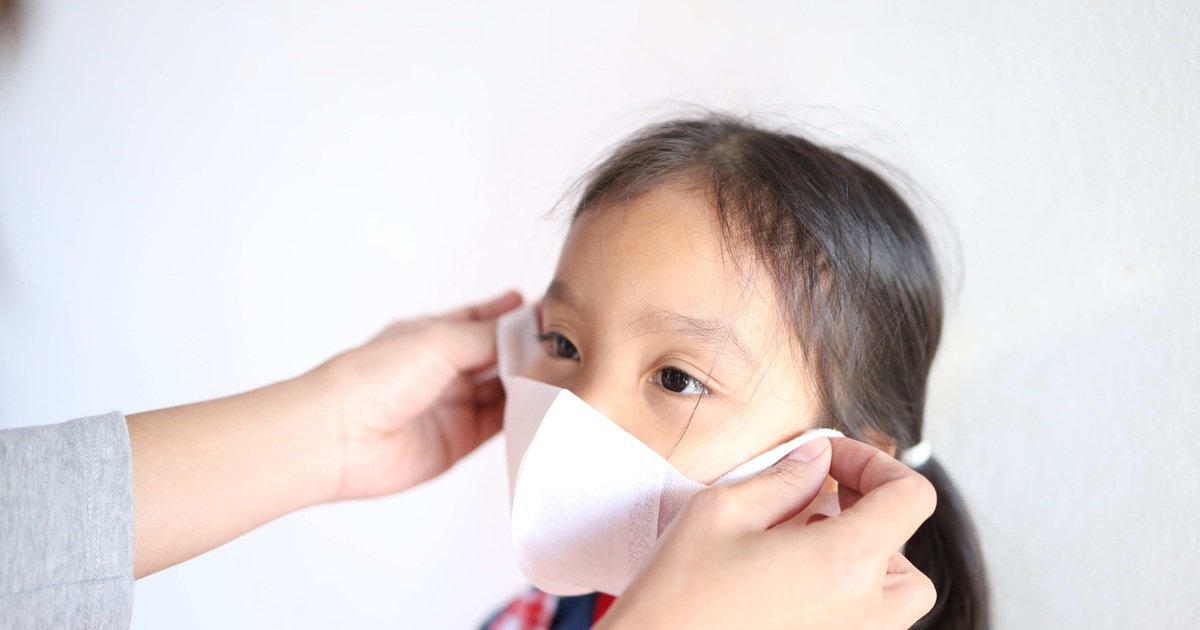 Nhận biết triệu chứng Covid-19 ở trẻ nhỏ