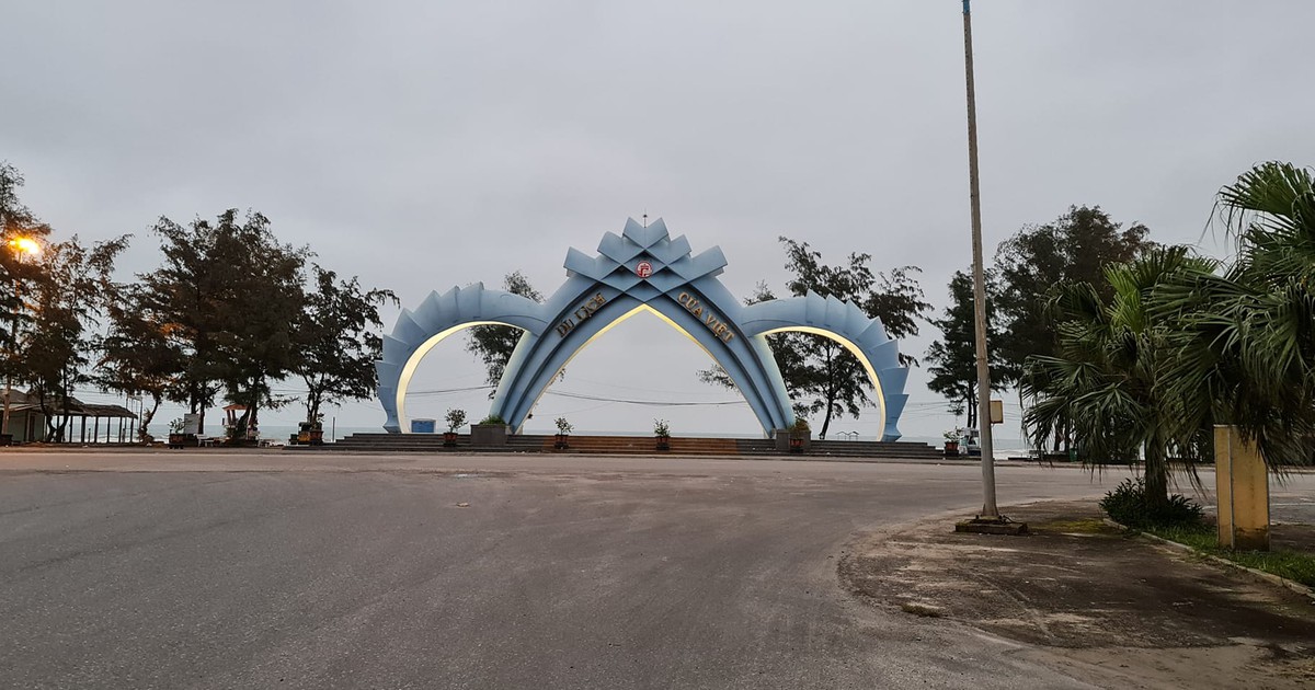 Sau phản ánh của Báo Thanh Niên, thị trấn du lịch biển nới quy định phòng chống dịch Covid-19