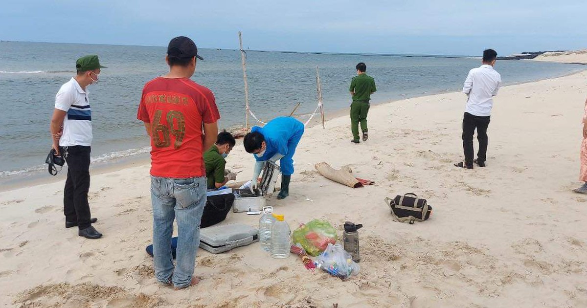 Quảng Trị: Phát hiện thi thể trôi dạt vào bờ biển xã Triệu An