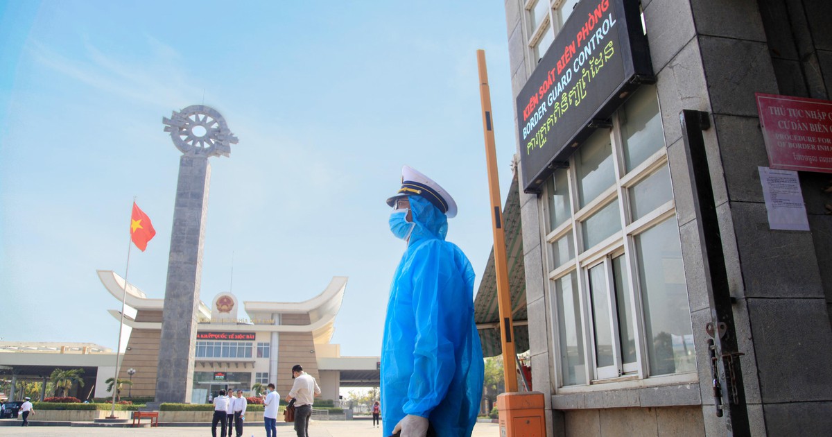 Tây Ninh: Phòng biến chủng Omicron, người nhập cảnh phải có kết quả xét nghiệm PCR âm tính