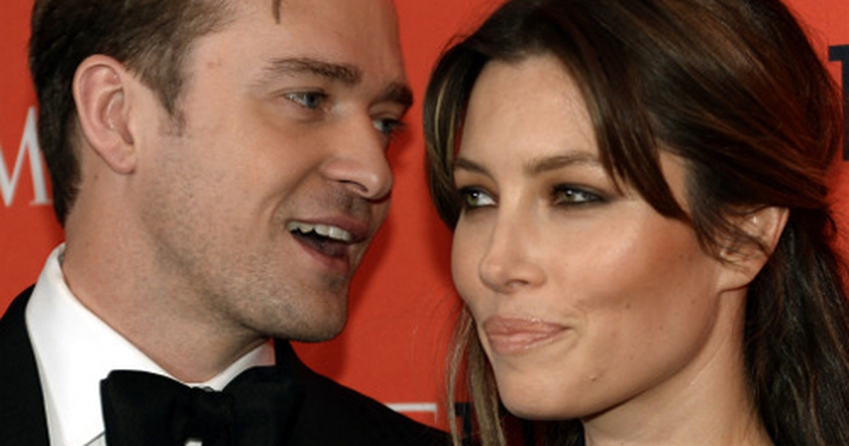 Justin Timberlake và Jessica Biel chào đón con trai đầu lòng