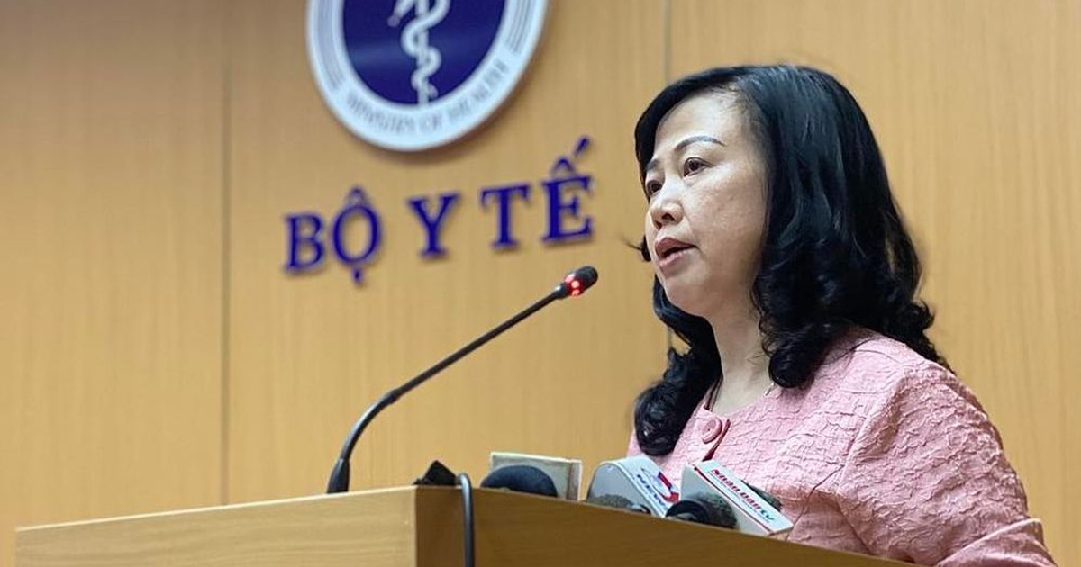Quyền Bộ trưởng Y tế: Không để thiếu vật tư y tế, thiếu thuốc chữa bệnh truyền nhiễm