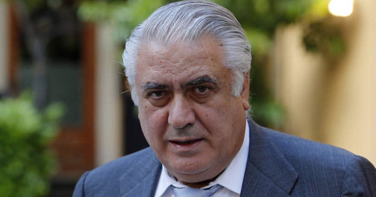 Thế giới bóng đá vinh danh cựu chủ tịch Real Madrid qua đời vì Covid-19