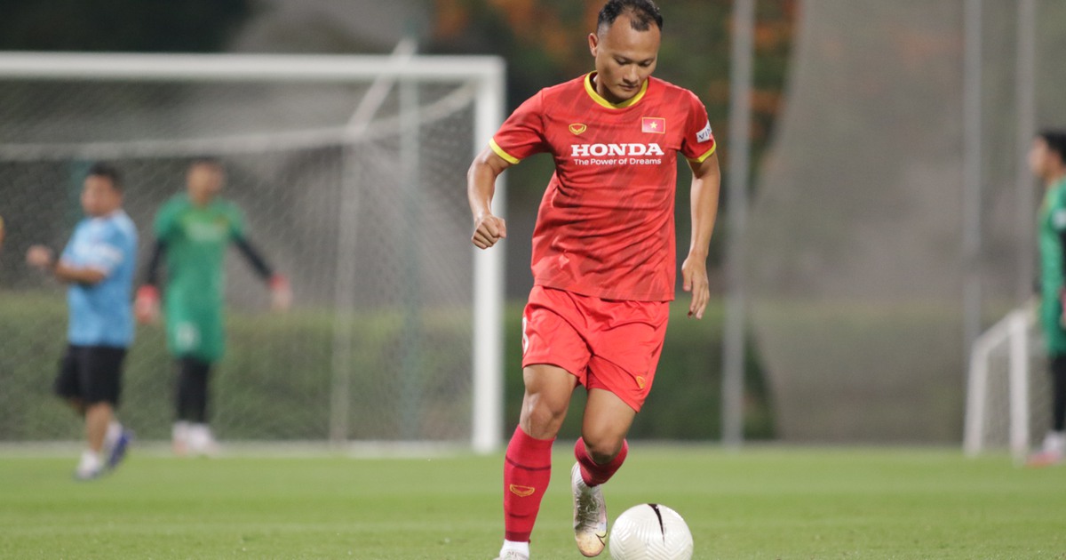 Trọng Hoàng sẽ vào Top 3 khoác áo đội tuyển nhiều lần nhất tại World Cup 2022?