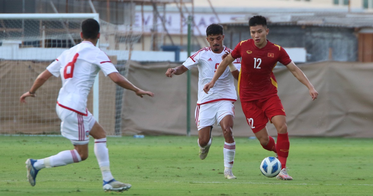 U.23 Việt Nam thua đậm giao hữu U.23 UAE 0-3, thầy Gong còn nhiều việc phải làm