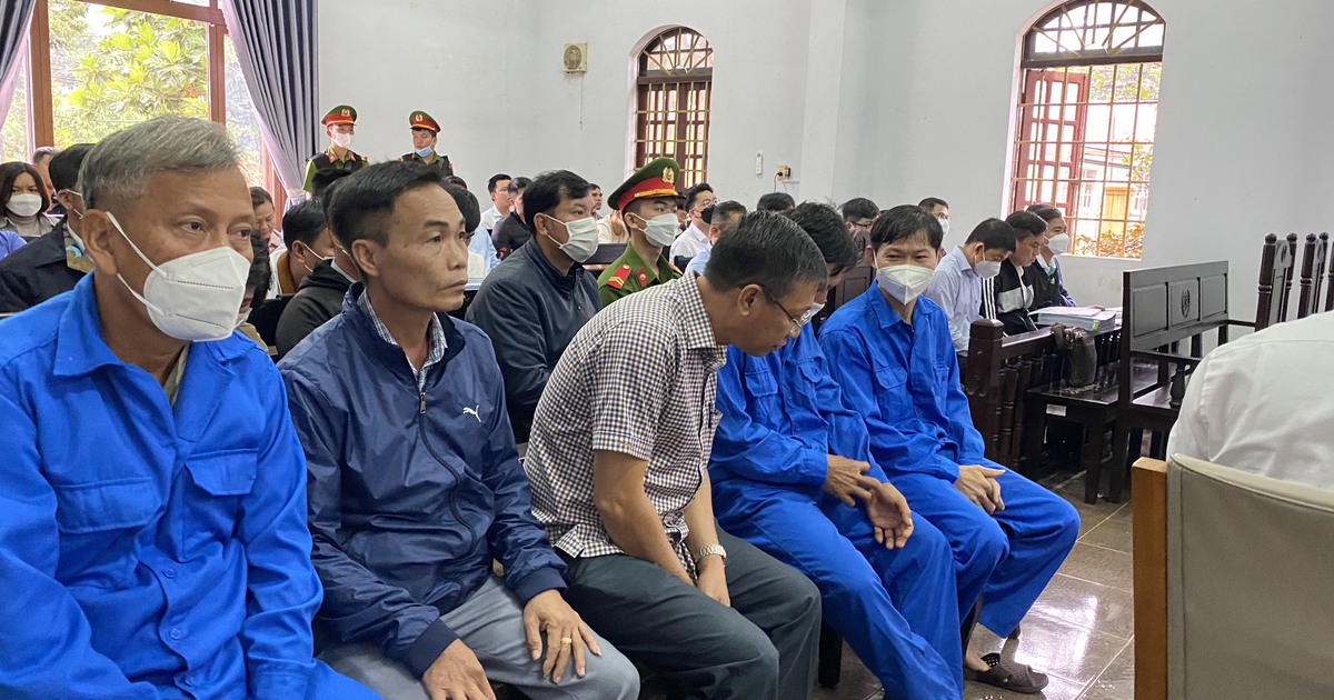 Tạm hoãn phiên tòa xét xử phúc thẩm vụ án xăng giả Trịnh Sướng