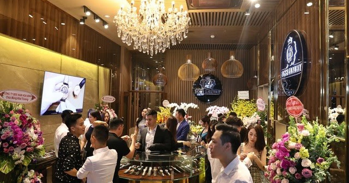 Boss Luxury Sài Gòn: Điểm mua sắm lý tưởng của các tín đồ mê đồng hồ hiệu