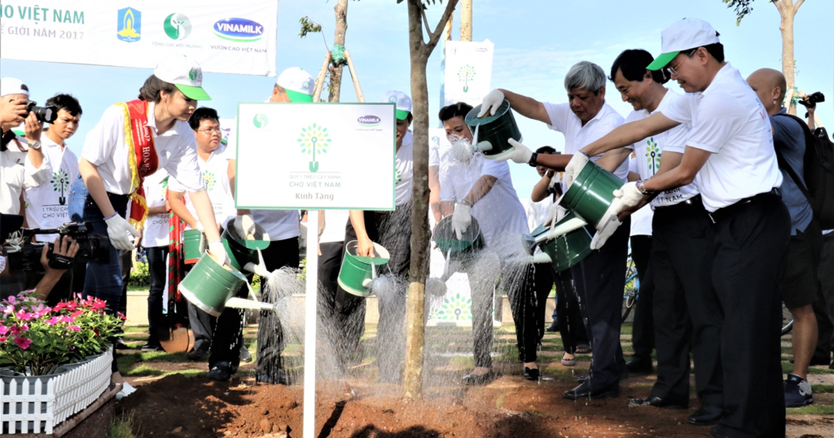 Vinamilk trồng hơn 110.000 cây xanh tại Bà Rịa-Vũng Tàu