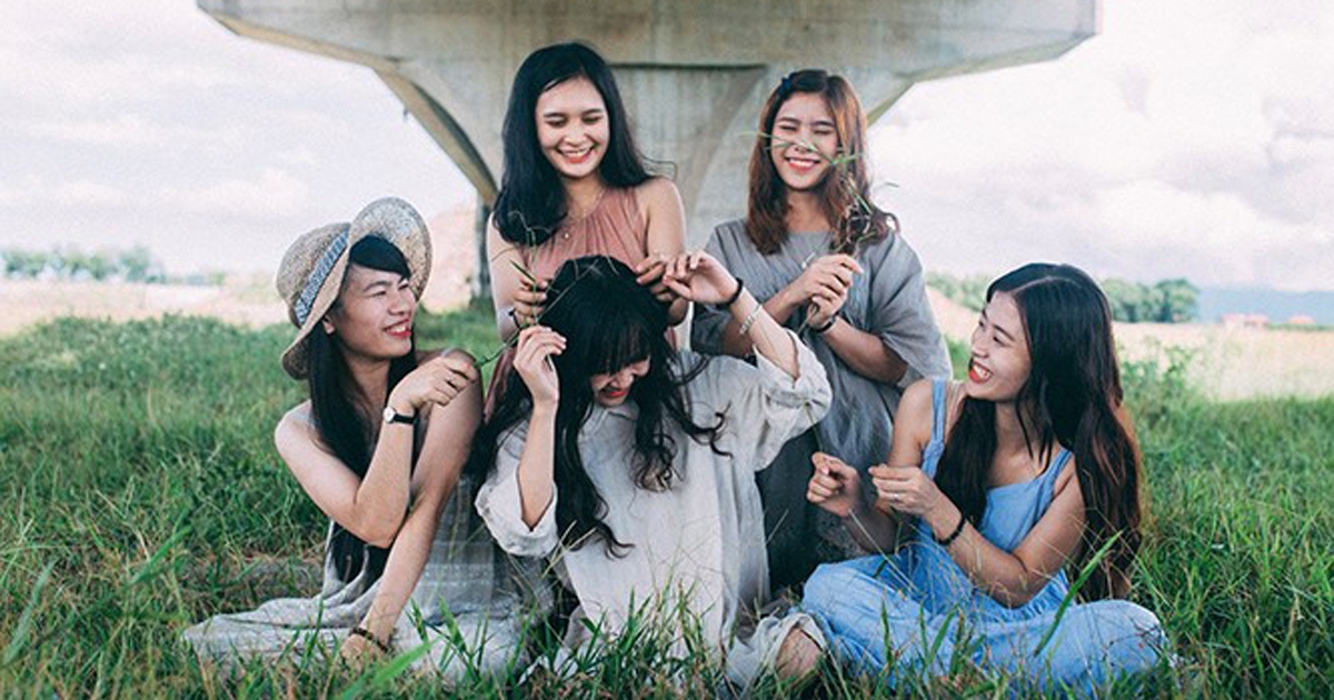 Rủ rê hội chị em, bạn thân cùng ‘Da trắng tỏa nắng - không cần sống ảo’