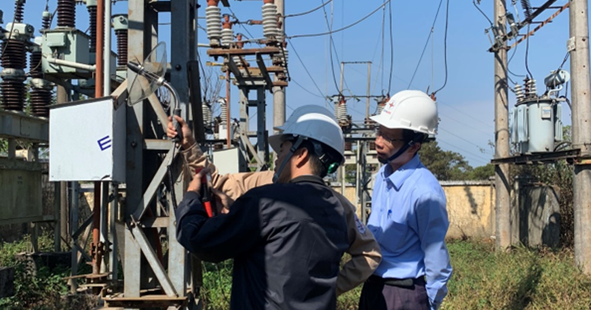 Gia Lai sử dụng thiết bị kiểm tra phóng điện hiện đại