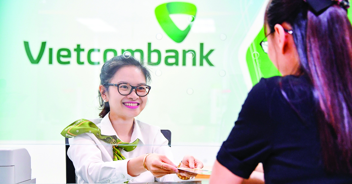 Hoạt động Ngân hàng bán lẻ Vietcombank - Chuyển đổi để bứt phá