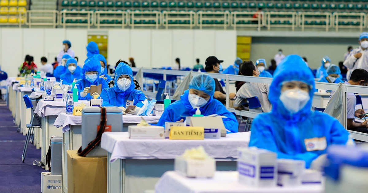 Dấu ấn của chiến dịch tiêm chủng thần tốc tại TP.HCM