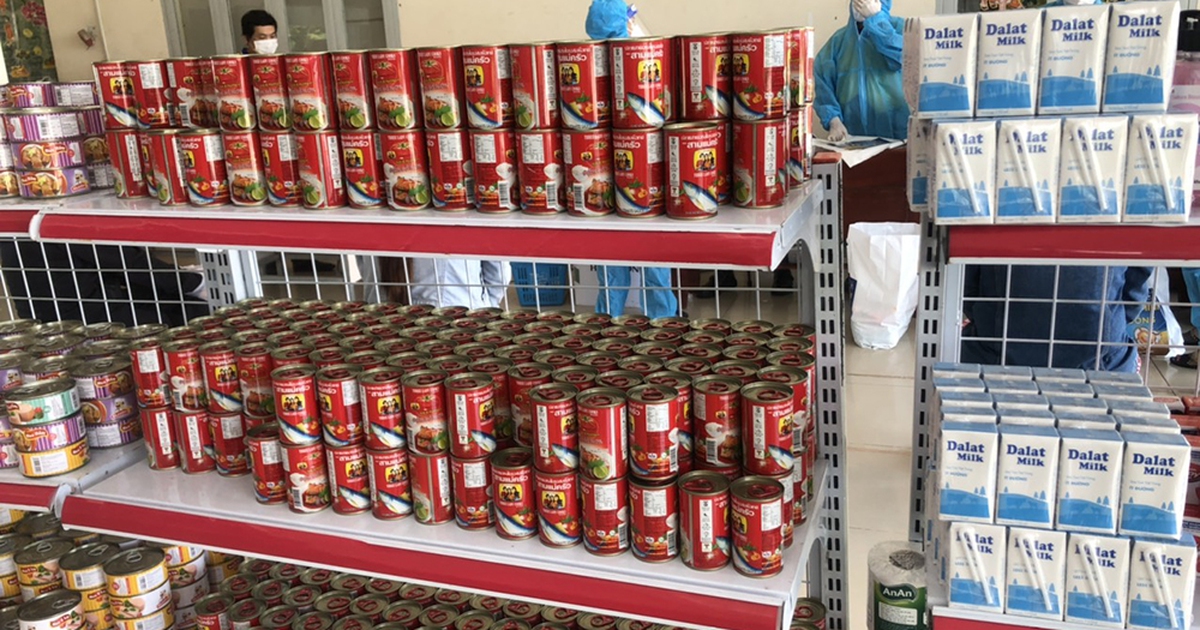 Người Sài Gòn đi Siêu thị 0 đồng: ‘Mua nhanh, xách về không nổi’