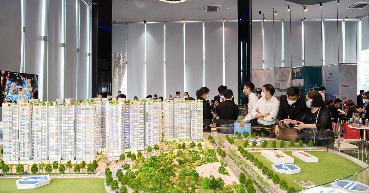 Chủ đầu tư hỗ trợ lãi suất, người vay mua nhà thoát cảnh ‘đứng ngồi không yên’