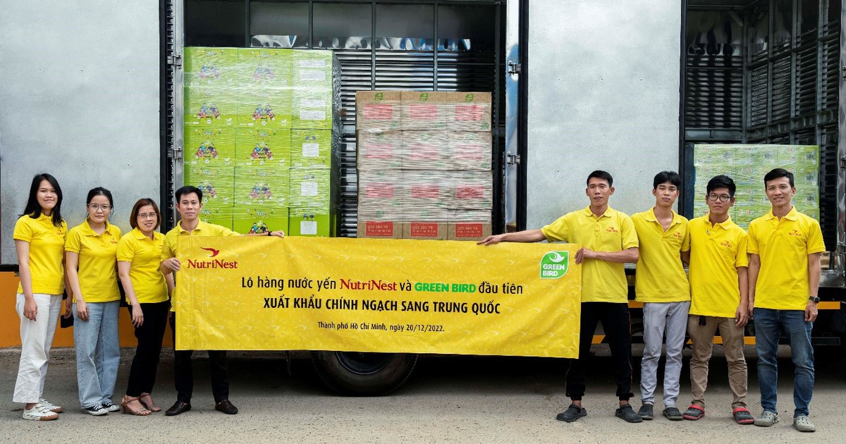 Nutrinest xuất khẩu nước yến sào chính ngạch sang Trung Quốc