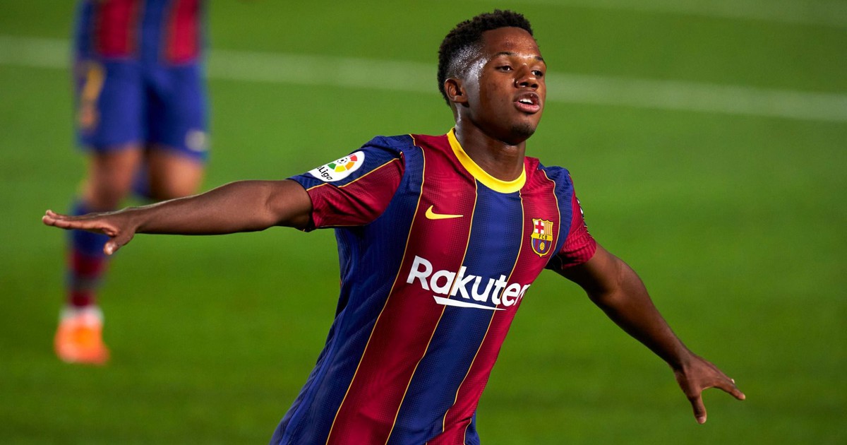 Ansu Fati liên tiếp phá kỷ lục: Biểu tượng mới Barca phía sau Messi
