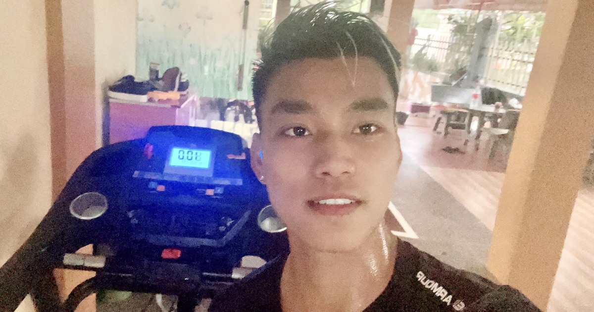 Vũ Văn Thanh "đốn hạ" người hâm mộ với ảnh tự tập đẹp như nam thần