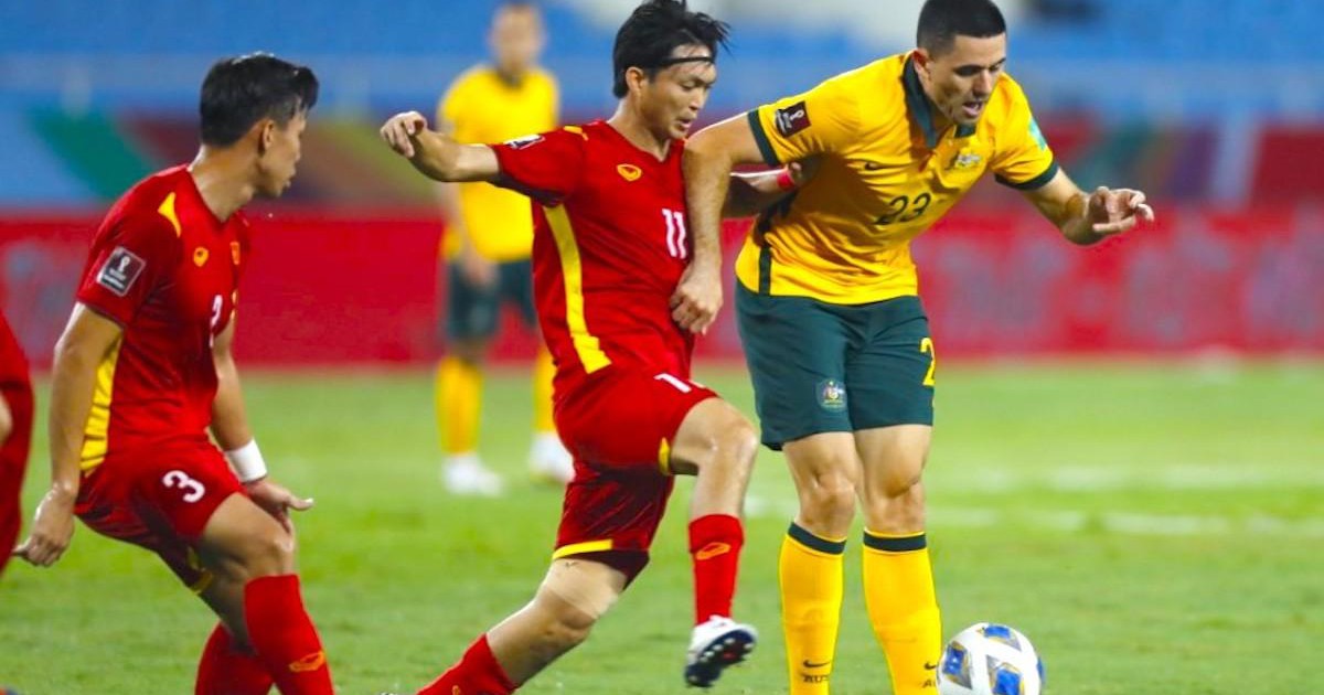 Tuyển Việt Nam: Thắng ‘ao làng’ trước, vươn biển lớn sau