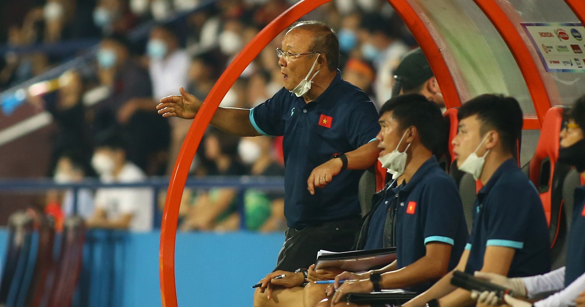 Tuyển U.23 Việt Nam: Ông Park bất ngờ bổ sung 'Quang Hải 2.0'