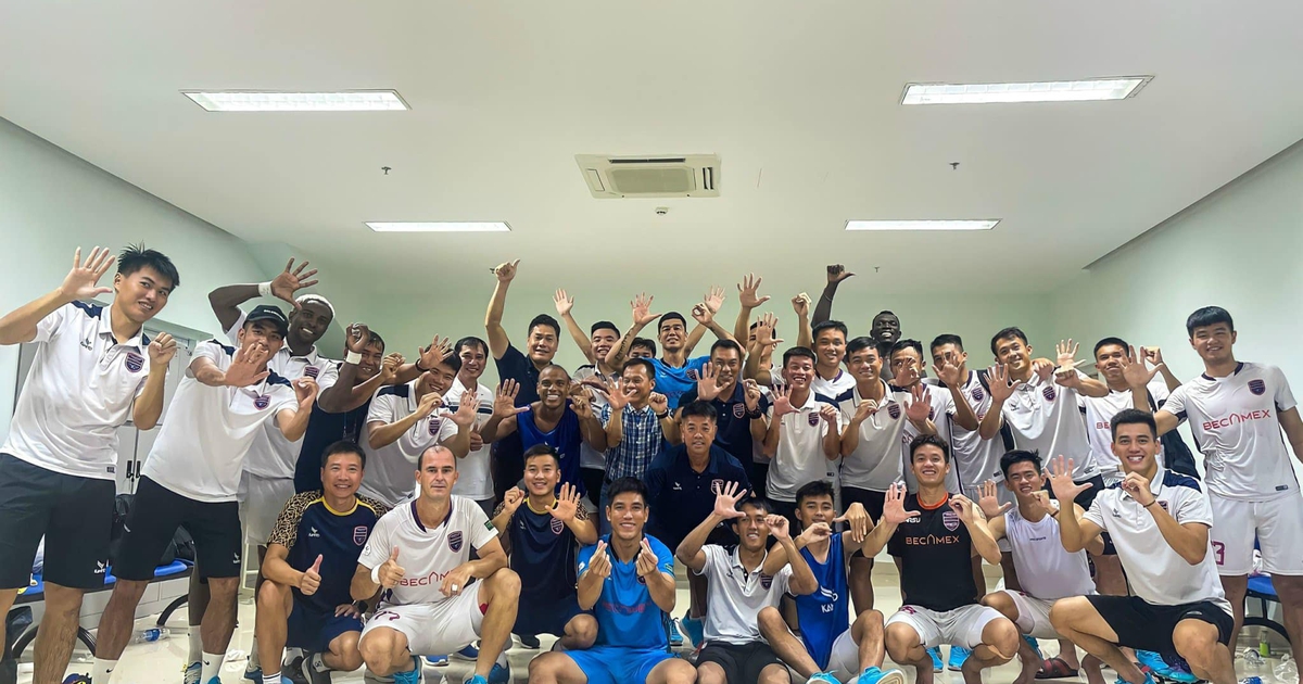 Tiến Linh chạm cột mốc 50 bàn thắng cho CLB Bình Dương như thế nào?