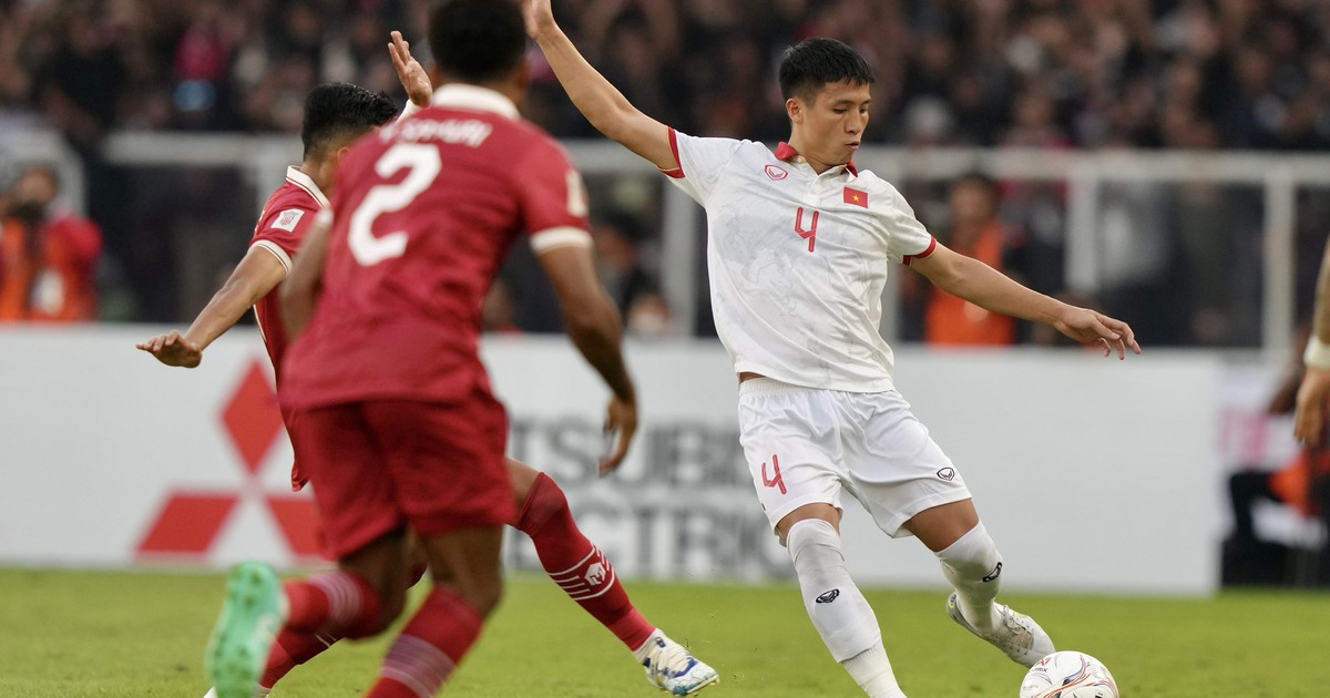 Bùi Tiến Dũng: 'Khán giả nhà sẽ giúp tuyển Việt Nam vào chung kết'