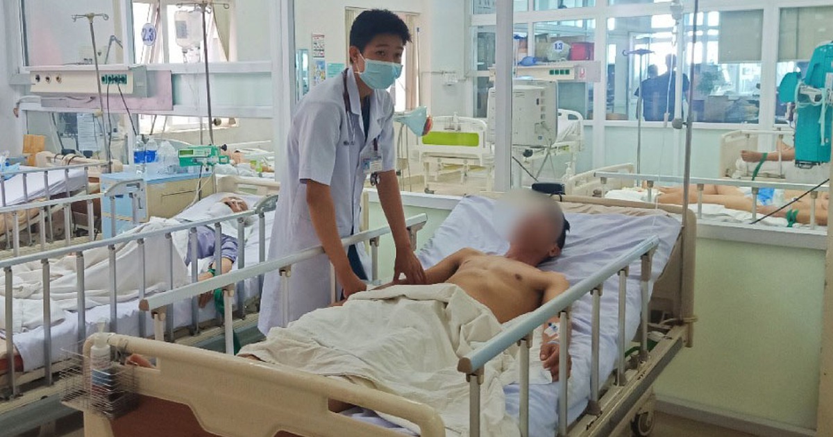 Đắk Lắk: Ăn thử ấu trùng ve, 3 người nhập viện sau cuộc nhậu