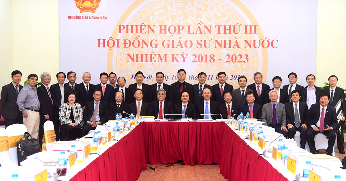 Đề xuất không công khai lý lịch khoa học tất cả thành viên Hội đồng Giáo sư nhà nước