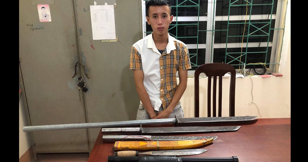 Vĩnh Phúc: Phát hiện nhiều thanh niên mang ‘hàng nóng’ chạy xe ngoài đường giữa mùa dịch