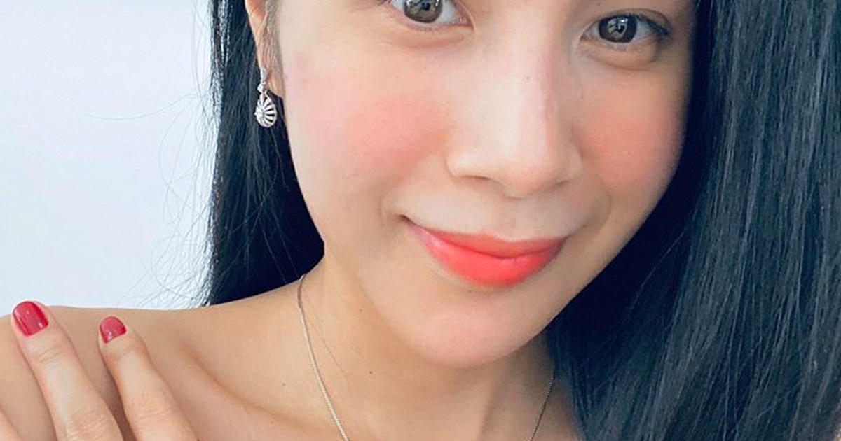 Thủy Tiên bỏ tiền túi 50 triệu mua máy lọc nước biển giúp dân miền Tây