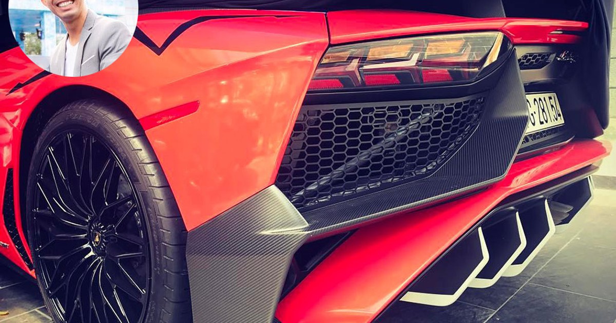 Đại gia Minh Nhựa khoe ‘xe mới’, gây xôn xao