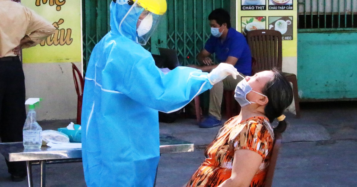 Đà Nẵng: Cưỡng chế, xử phạt người không chịu đi xét nghiệm Covid-19