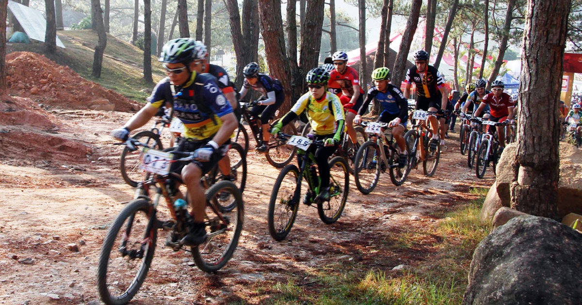 Cua rơ người nước ngoài lên ngôi ở giải xe đạp địa hình Đà Lạt