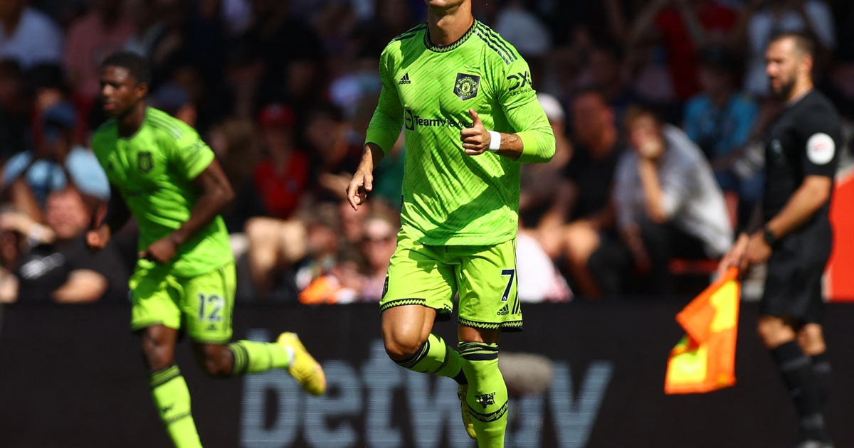 Kết quả Southampton 0-1 M.U, Ngoại hạng Anh: Ronaldo và Maguire dự bị, 'Quỷ đỏ' có 3 điểm