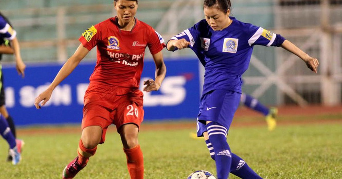 Cựu tuyển thủ bóng đá nữ giã từ sự nghiệp đi xuất khẩu lao động